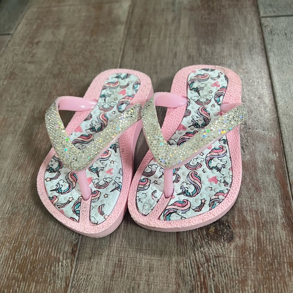 Shoe Lot - Picture 4 of 6